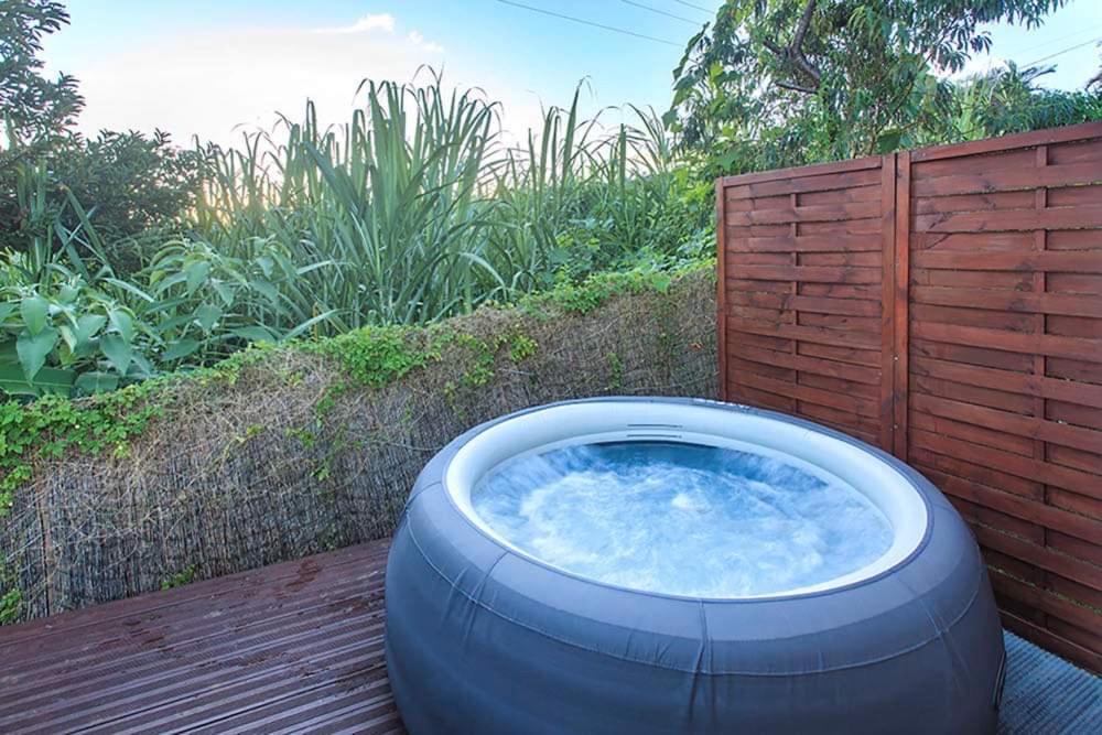 L'Escapade Creole Jacuzzi Privatif Bungalow Bananier Сен-Жозеф Екстер'єр фото